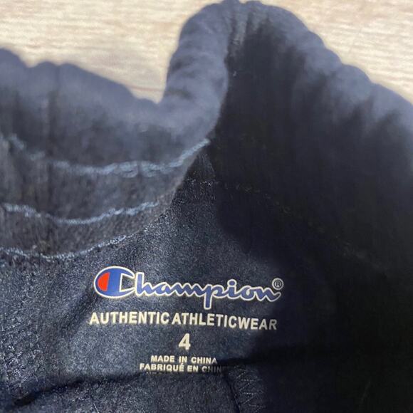 Champion • Joggers - Picture 3 of 5